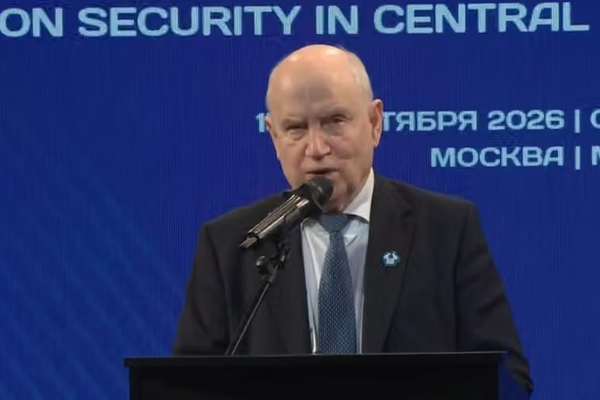 د ګډو ګټو هېوادونو سرمنشي: د طالبانو منزوي کول به افغانستان د جګړې نوي پړاو ته ټېل وهي