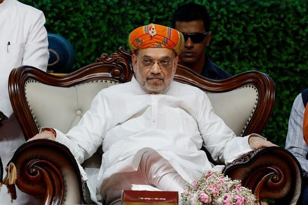 د هند د کورنیو چارو وزیر : هندي ځواکونو د کشمیر برید کې ښکیل درې پاکستانیان وژلي