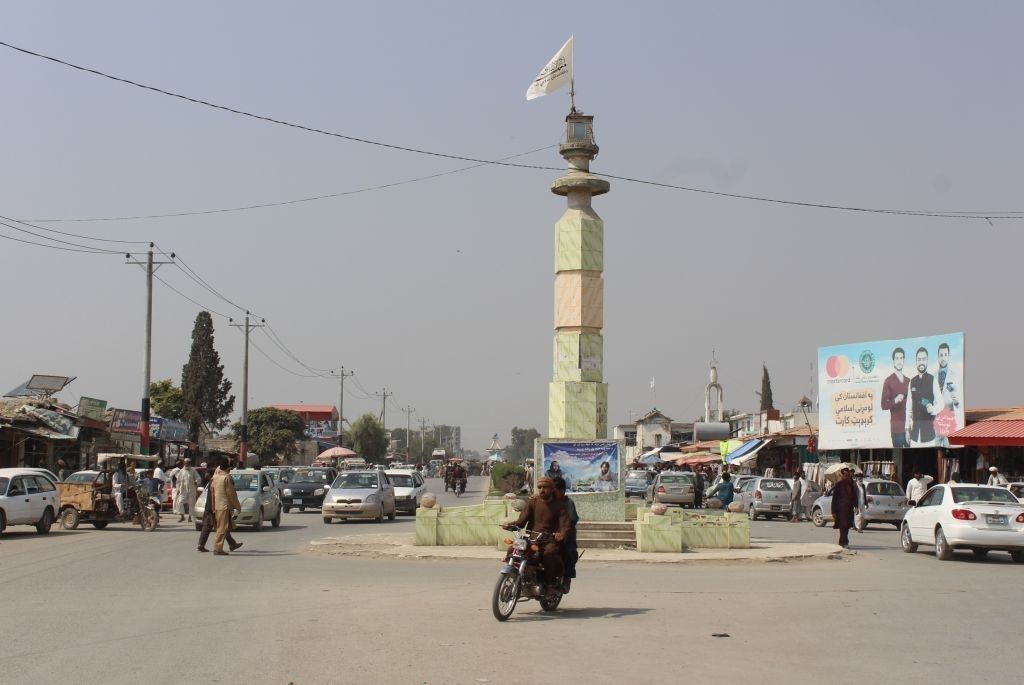 طالبانو په خوست کې اته کسان په عام محضر کې په دورو وهلي دي