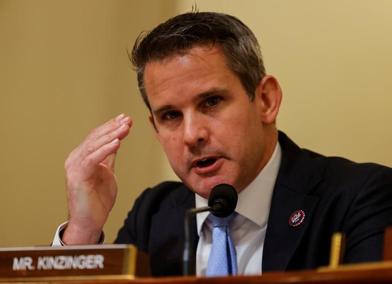 نماینده جمهوری‌خواه کانگرس از تصمیم شتاب‌زده ترامپ برای خروج از افغانستان انتقاد کرد