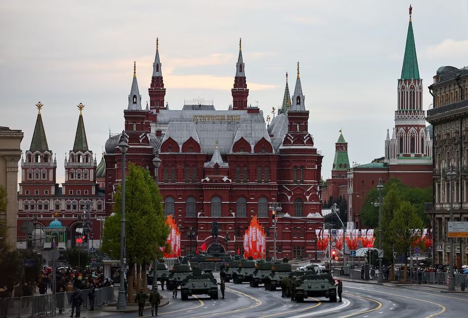 هشتادمین سالگرد پیروزی بر آلمان نازی؛ آتش‌بس سه‌روزه‌ روسیه با اوکراین شروع شد