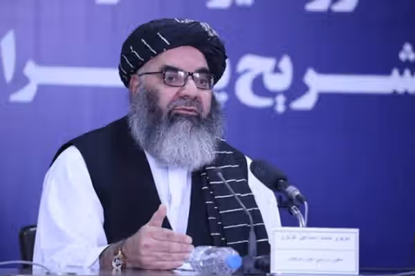 د ازادۍ جبهې له بریدونو وروسته؛ طالب والي له مخالفو ډلو د جګړې د درولو غوښتنه وکړه