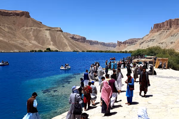 طالبان وایي سږ کال څه باندې ۵۰۰زره سیلانیانو له بامیانه لیدنه کړې