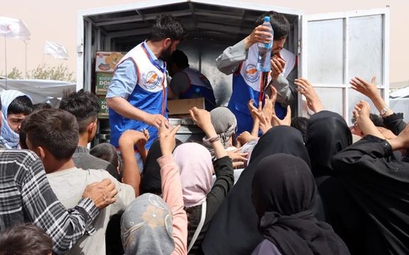 والی سابق ننگرهار جمهوری اسلامی را به سوءاستفاده از مهاجران افغان متهم کرد