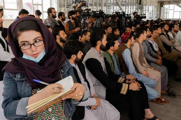 Media Watchdog Cites 205 Violations As Afghan Press Faces Intensifying Censorship