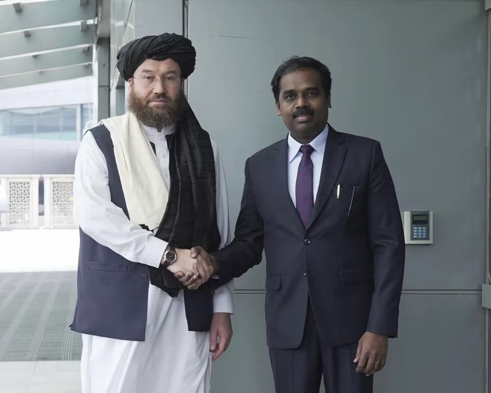 يد الصداقة مع الهند.. طالبان تتجاهل تحذيرات باكستان