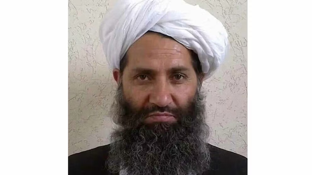 طالبان د ملاهبت الله په سپارښتنه د کډوالو لپاره له سوداګرو او دوکاندارانو مرستې راټولوي