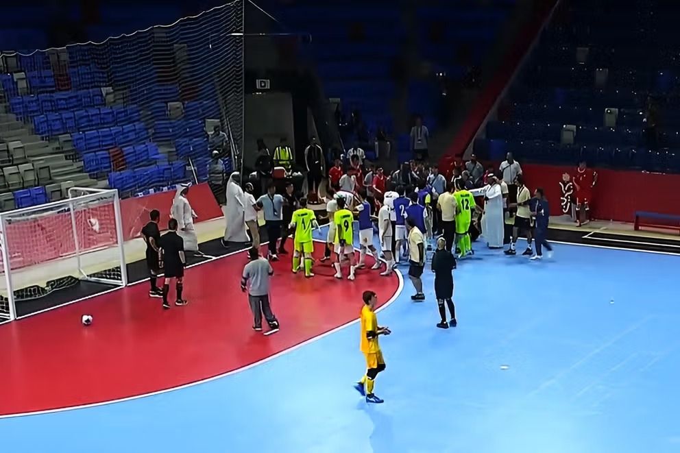 جریمه و محرومیت پنج بازیکن و مربی فوتسال ایران به‌دلیل جنجال دیدار با افغانستان