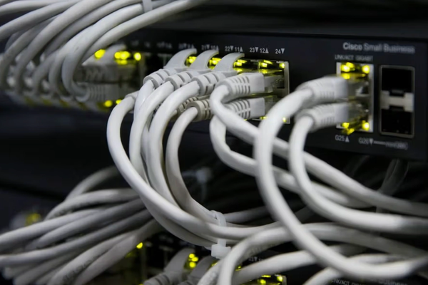 Taliban Cuts Wi-Fi Access In Five Afghan Provinces