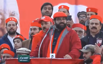 ایمل ولي خان: افغانستان سره ټولې لارې تړل شوي خو بیا هم د پېښو پړه پر افغانستان اچول کیږي