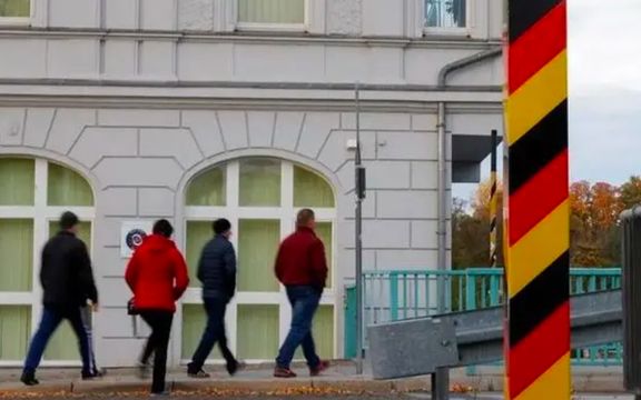 Two Afghan Asylum Seekers In Germany Suspected Of Spying For Russia