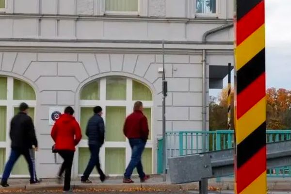 Two Afghan Asylum Seekers In Germany Suspected Of Spying For Russia