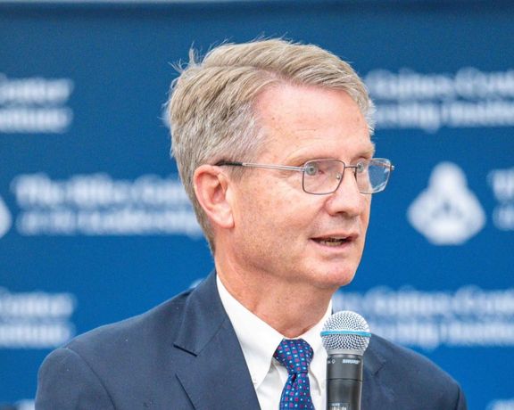 د کانګرس غړی: افغانستان ته د بهرنیو مرستو لویه برخه د طالبانو او القاعده ډلې لاس ته لوېږي