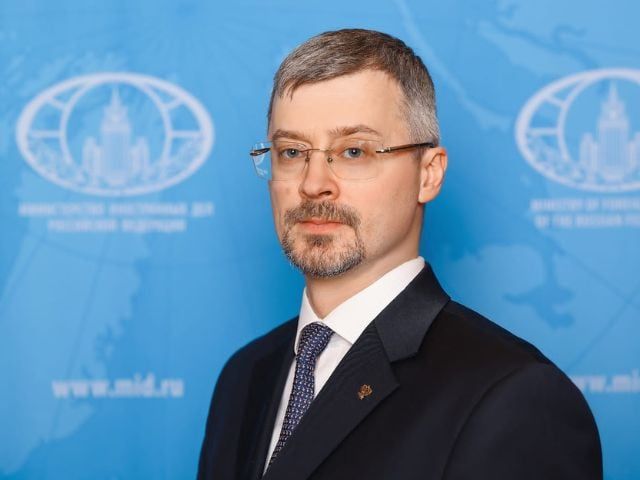 پاکستان کې د روسیې سفیر له ترهګرۍ سره مبارزه کې د طالبانو هڅې کافي نه ګڼي