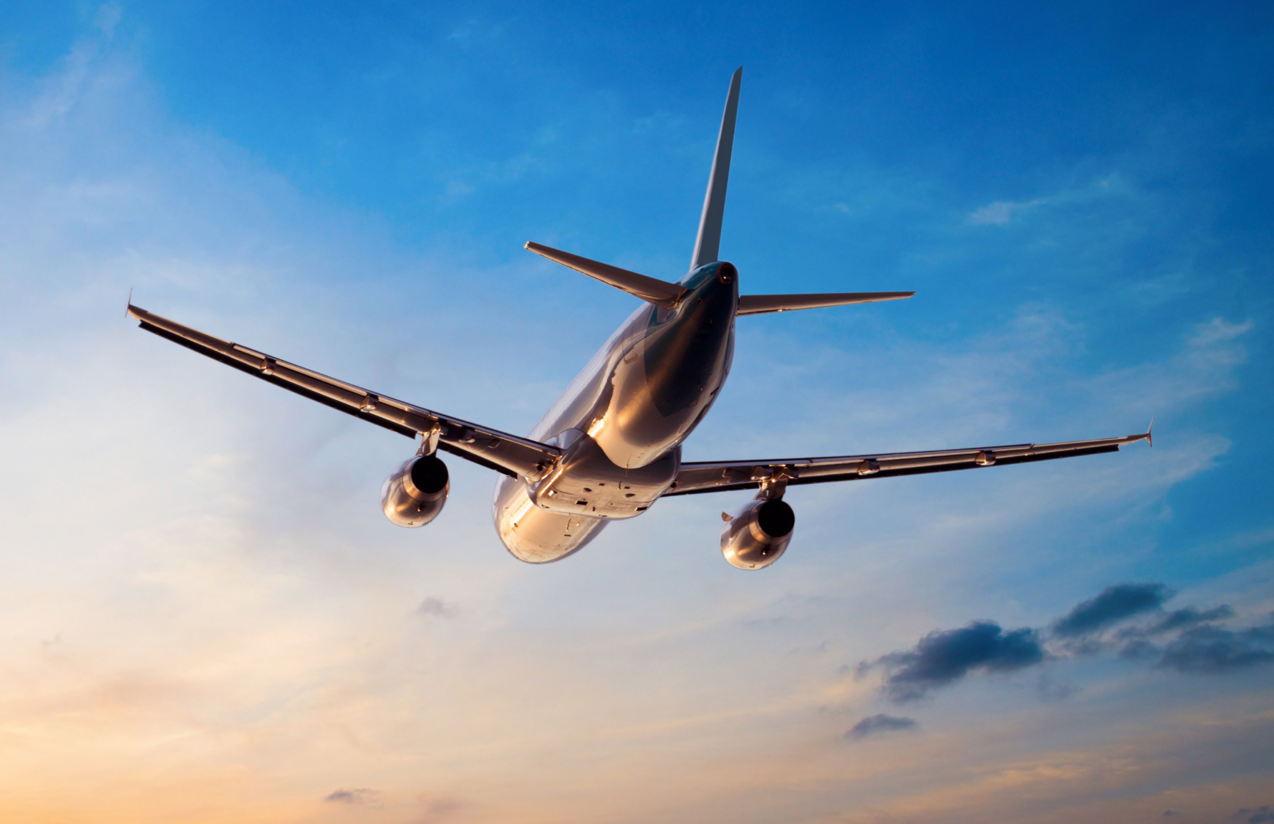 منځني ختیځ کې روانې جګړې؛ د طالبانو د هوايي چلند د عوایدو کچه یې لوړه کړې