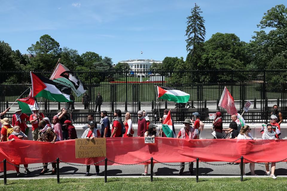 دست‌کم ۱۳ مقام امریکایی در اعتراض به حمایت بایدن از اسرائيل استعفا کرده‌اند