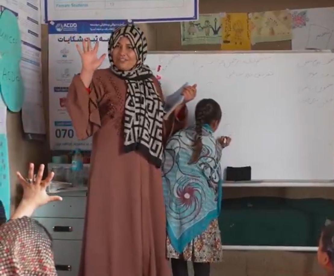 یونېسف: په افغانستان کې مو د لومړنیو زده‌کړو دوه زره ټولګي‌ جوړ کړي‌ دي