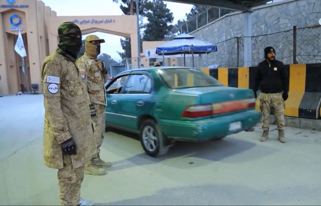 طالبان وايي د ګران بیه توکو د قاچاق او د نشه‌يي موادو د واردولو په تور یې ۱۳۲ کسان نیولي