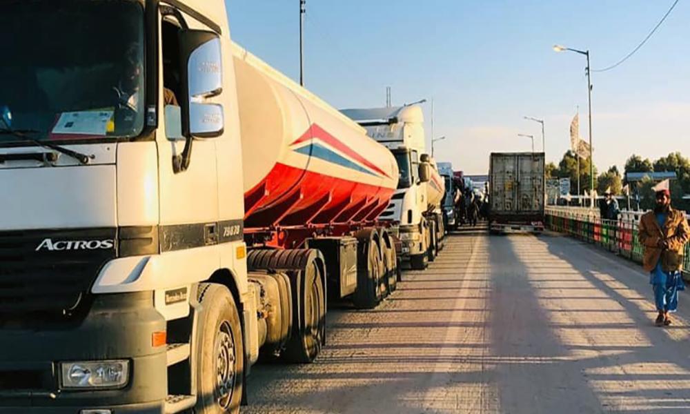 د طالبانو ستنډرډ ملي اداره: د بې کیفیته تېلو لسګونه ټانکرونه بیرته ایران ته وګرځول شول