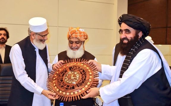 وزیران خارجه و تجارت طالبان با شماری از رهبران احزاب سیاسی پاکستان دیدار کردند