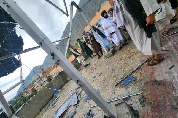 د افغانستان د پوهنتونونو استادان: پر پوهنتونونو برید «جنګي جنایت» دی