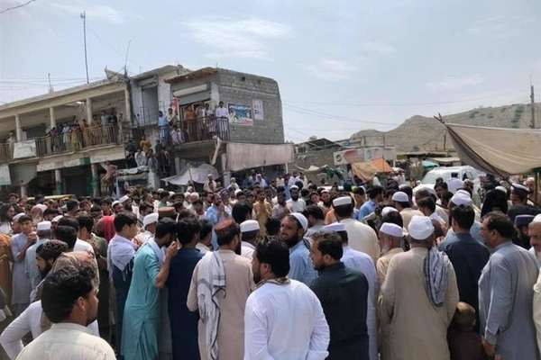 باشندگان باجور پاکستان به دلیل افزایش ناآرامی تجمع اعتراضی برگزار کردند