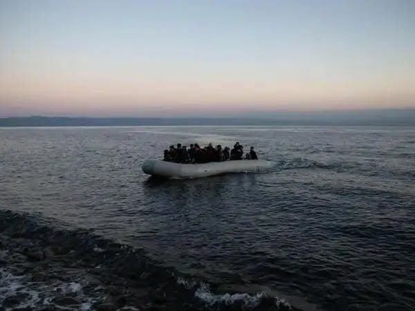 گارد ساحلی ترکیه می‌گوید ده‌ها مهاجر افغان و ایرانی را در راه یونان نجات داده است