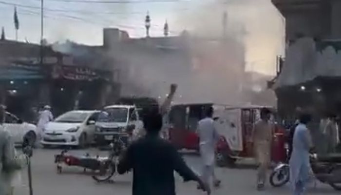 په سوات کې د پولیسو پر مرکز په ځانمرګي برید کې ۱۴ کسان ووژل شول