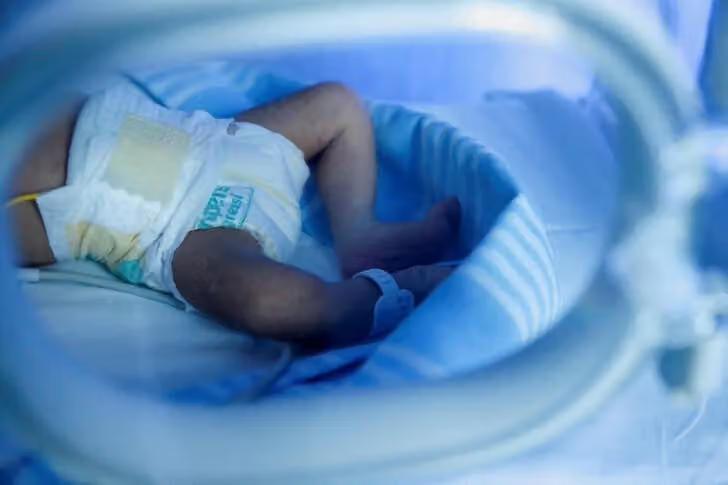 په جوزجان کې د قابلو کمښت: د بلقیس ماشوم مړ او خپله د مرګ تر کومي ورسېده