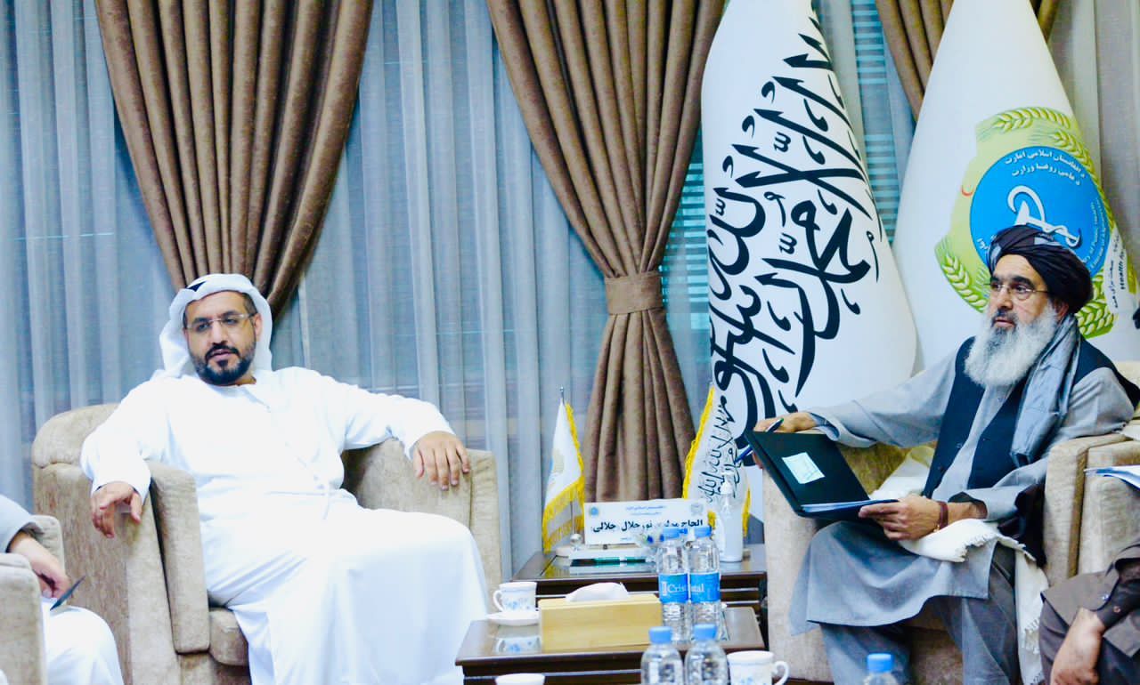 طالبانو له متحده عربي اماراتو نه د ۳۱۸ روغتونونو لپاره د روغتیايي تجهیزاتو مرسته غوښتې