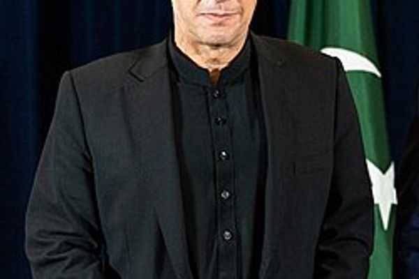 پاکستان پوځ: عمران خان د پاکستان ملي امنیت ته په یوه جدي ګواښ بدل شوی