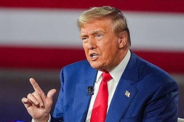 ډونالډ ټرمپ: که اړتیا وي پر ایران به سل ځله بیا برید وکړم
