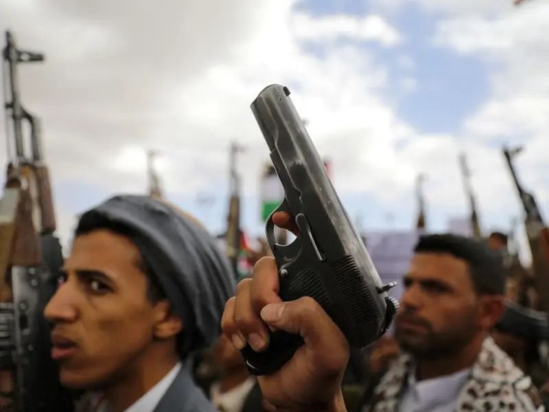 امریکا چهار پهپاد حوثی‌ها را منهدم و به سه انبار زیرزمینی آنها حمله کرد