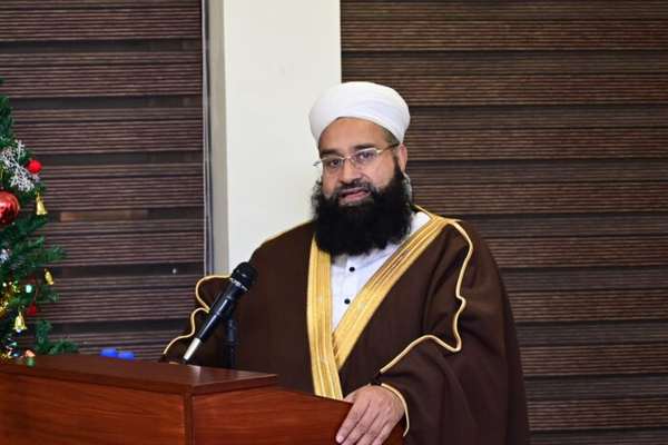د پاکستان د علماوو شورا مشر طالبان د ترهګرو ملاتړي وګڼل