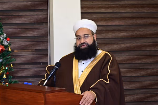 د پاکستان د علماوو شورا مشر طالبان د ترهګرو ملاتړي وګڼل