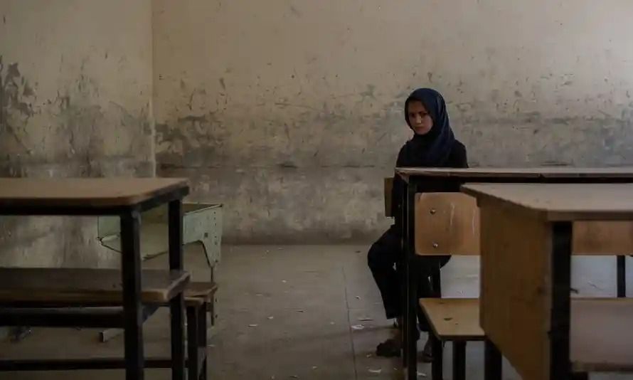 بریتانیا، آمریکا و اتحادیه اروپا تصمیم طالبان برای بسته ماندن مکاتب دخترانه را محکوم کردند