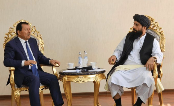 د طالبانو د بلخ والي محمد یوسف وفا د یو پلاوي په مشرۍ تاجکستان ته په سفر تللی