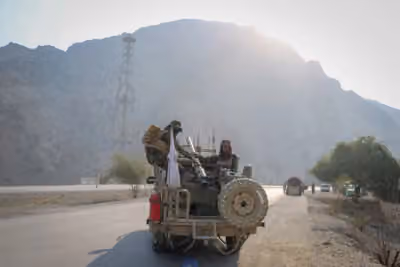 Pakistani Military, Intelligence Officials Met Anti-Taliban Leaders, Says NYT