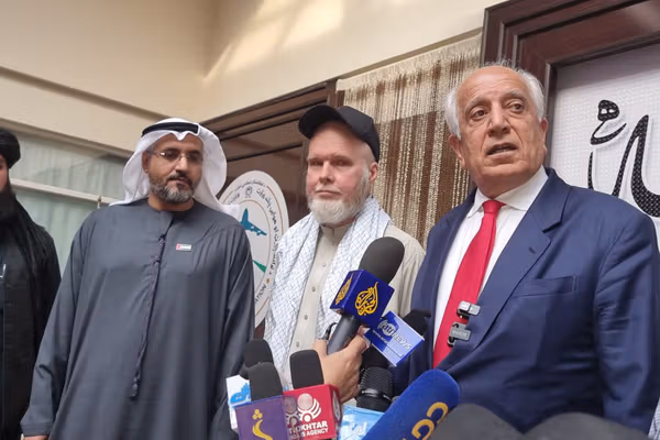 درې امریکايي وګړي لاهم د طالبانو په زندان کې پاتې دي