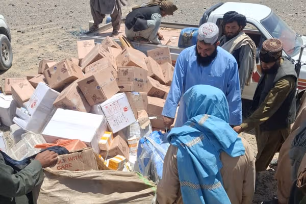 طالبانو له پاکستان نه هلمند ته د قاچاق کېدونکو درملو د نیولو خبر ور کړی