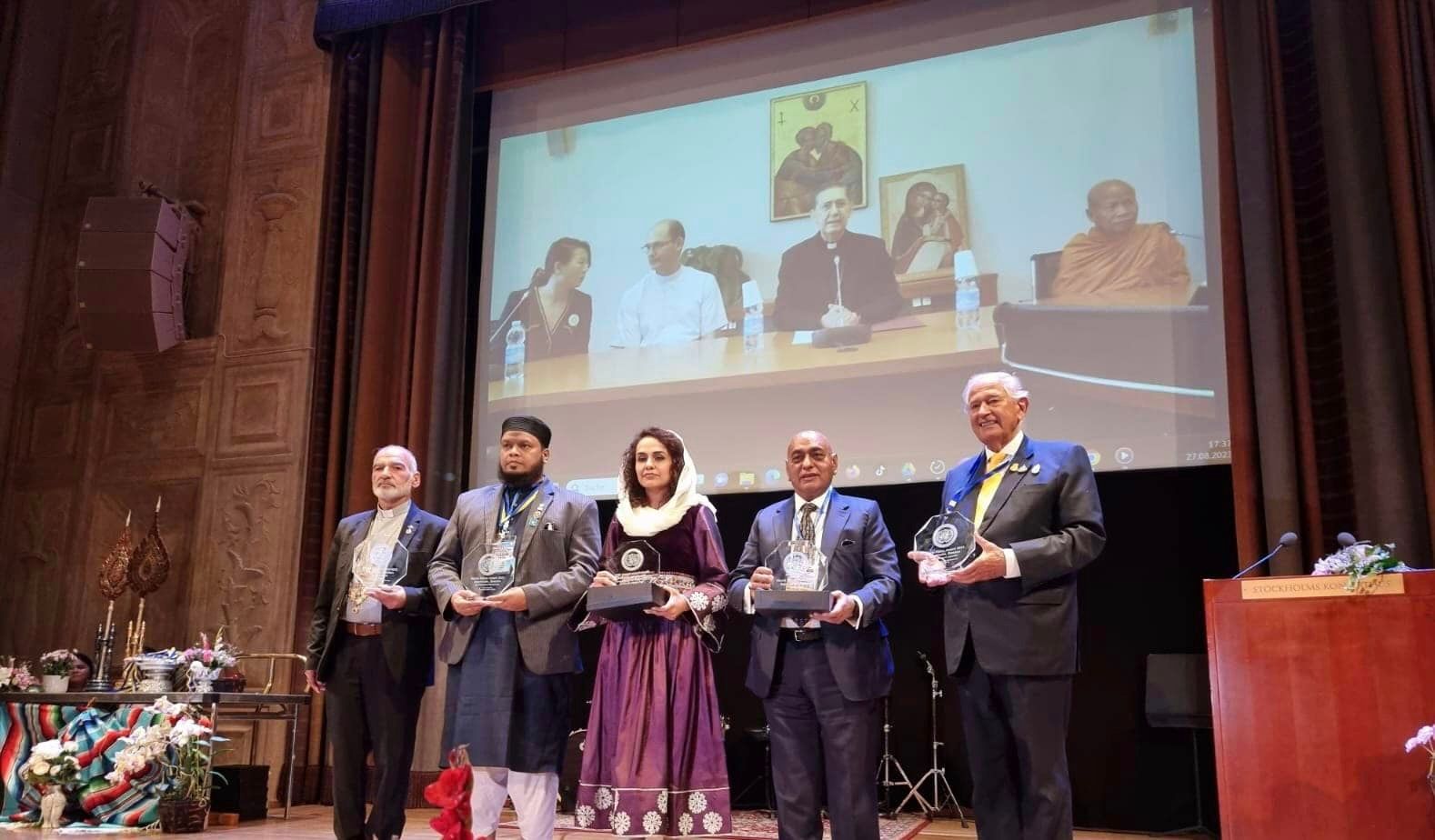 یوې افغانې مېرمن نرګس مومند حسنزۍ د سوېډن هېواد ۲۰۲۳ کال د سولې نړۍواله جایزه ترلاسه کړه