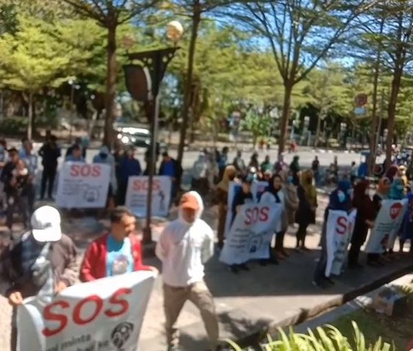 پولیس اعتراض پناهجویان افغان در اندونیزیا را با 'خشونت‌ سرکوب' کرد 