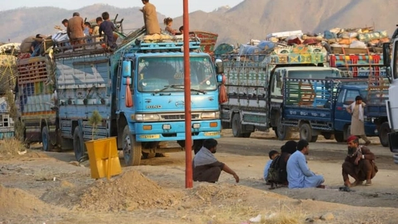 تېره ورځ تر ۵۰۰ ډېرې کورنۍ له ایران او پاکستان نه افغانستان ته ستنې شوې