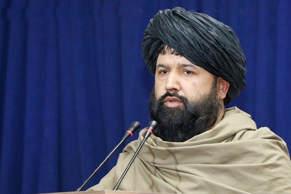 وزیر تحصیلات عالی طالبان به دانشجویان هرات گفت از موبایل استفاده نکنند