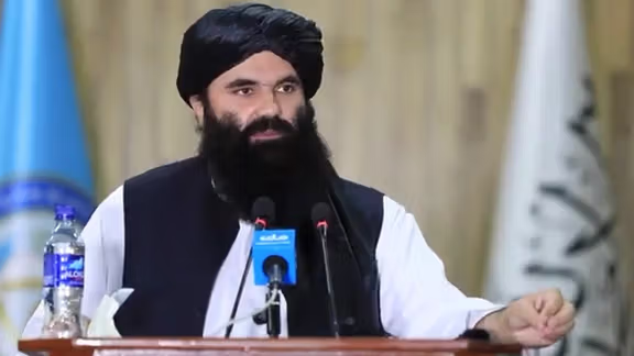 سراج‌الدین حقاني: افغانستان خوندي دی او له خاورې یې نورو هېوادونو ته هېڅ ګواښ نه‌شته