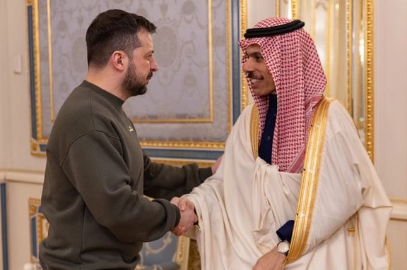 وزیر خارجه عربستان سعودی با ۴۰۰ میلیون دالر کمک به اوکراین رفت