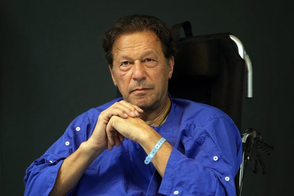 عمران خان له شفا روغتون څخه بېرته اډیاله زندان ته ولېږدول شو