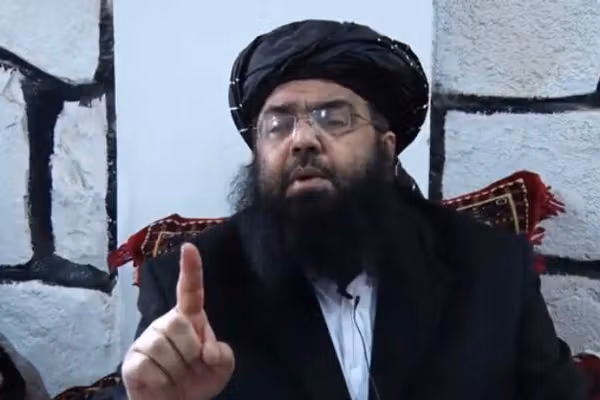 مولوي عبدالکبیر: نه چا ته په غره، نه اواره او نه سړک کې د طالبانو خلاف د خبرو اجازه ورکوو