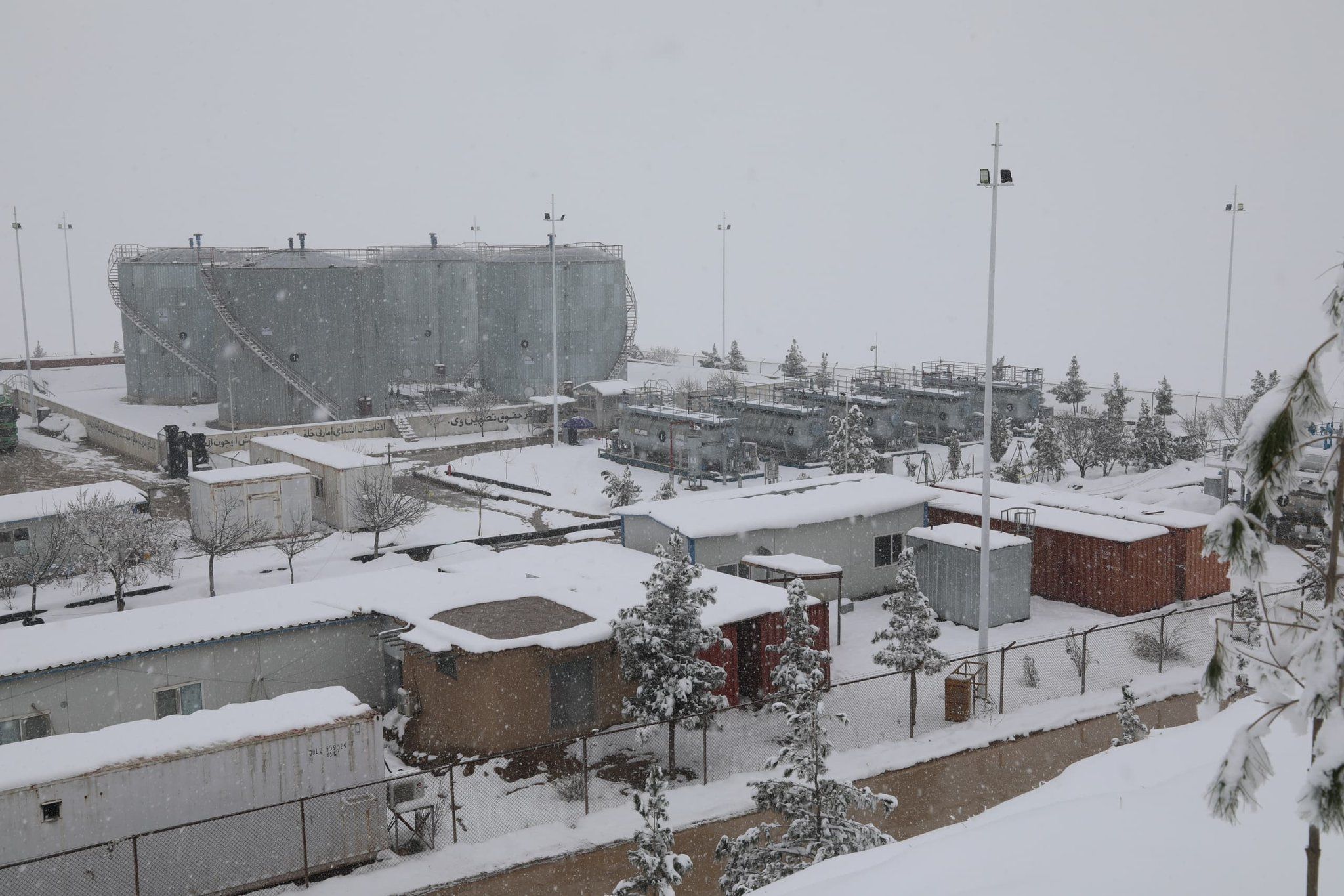 طالبان می‌گوید روزانه هزار و ۳۵۰ تن نفت از حوزه نفتی آمو استخراج می‌شود