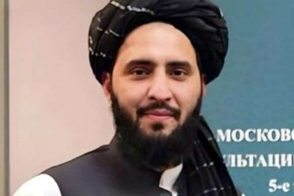 طالب چارواکی: ټرمپ د بګرام هوایي اډې په اړه د یوې معاملې په لټه کې دی